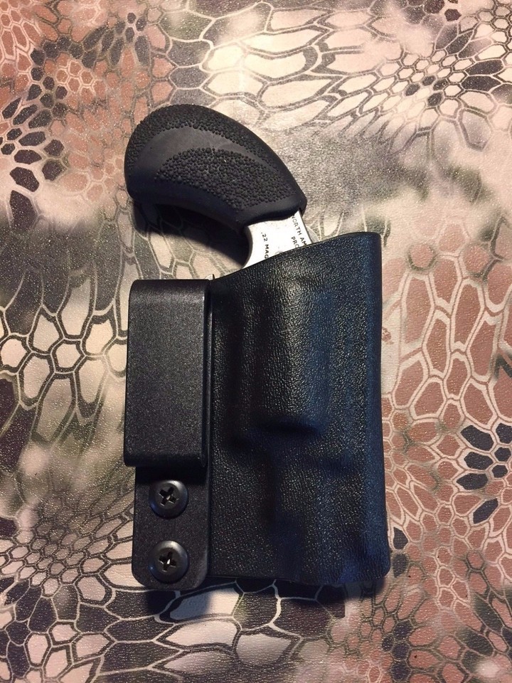 Inside Waistband (IWB) Holster For North American Arms NAA .22 Magnum Pug - Kydex Black