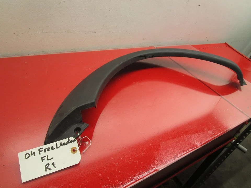 02-05 LAND ROVER FREELANDER GUARDABARROS DELANTERO IZQUIERDO LADO DEL CONDUCTOR MOLDURA ACAMPANADA MOLDURA OEM Foto 3 de 4