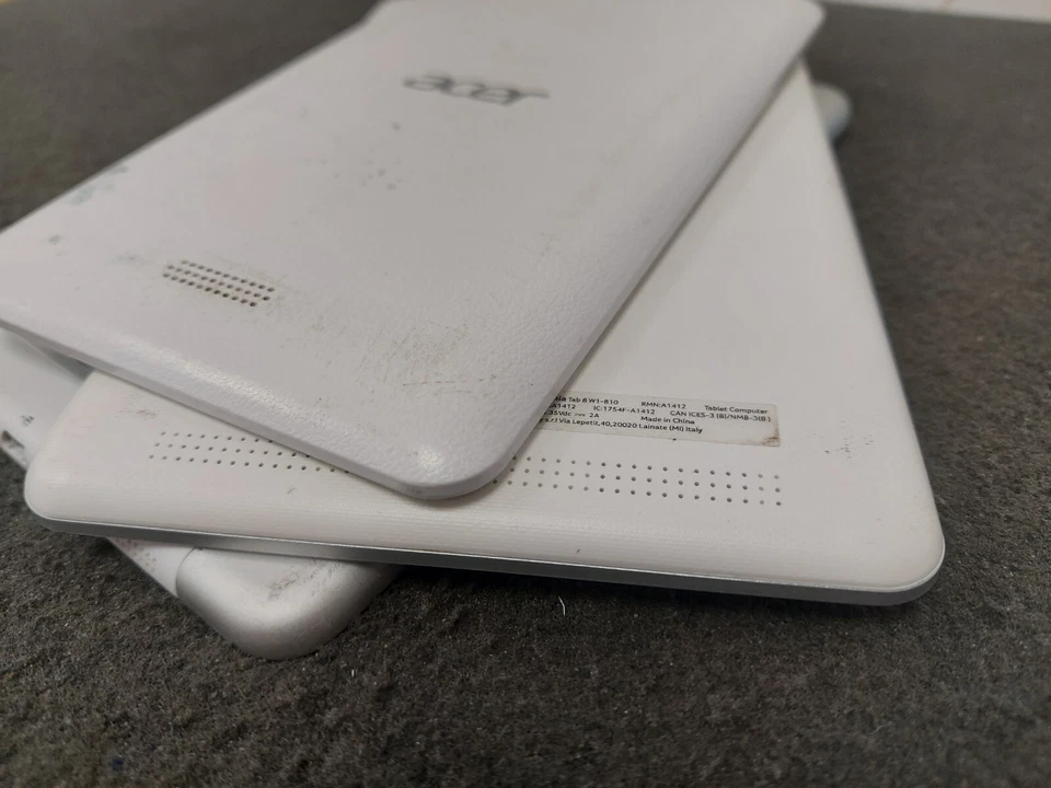 3X Mixed Tablet JobLot Bundle (Damaged/Faulty) For Parts Only — Untested #20 - Image 4 of 4