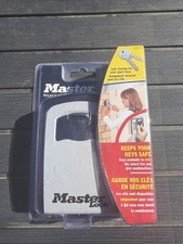 Master Lock Wall Mounted Key Safe Storage Box Combination Lock 5401EURD