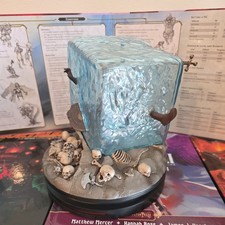 Dungeons & Dragons Gelatinous Cube Statue - GameStop Exclusive