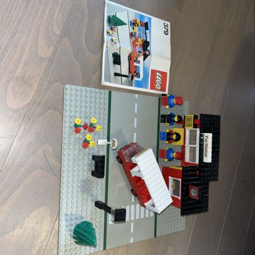 Lego 379 - Classic Town - Traffic -  Bus Station - Bushaltestelle - Afbeelding 1 van 13