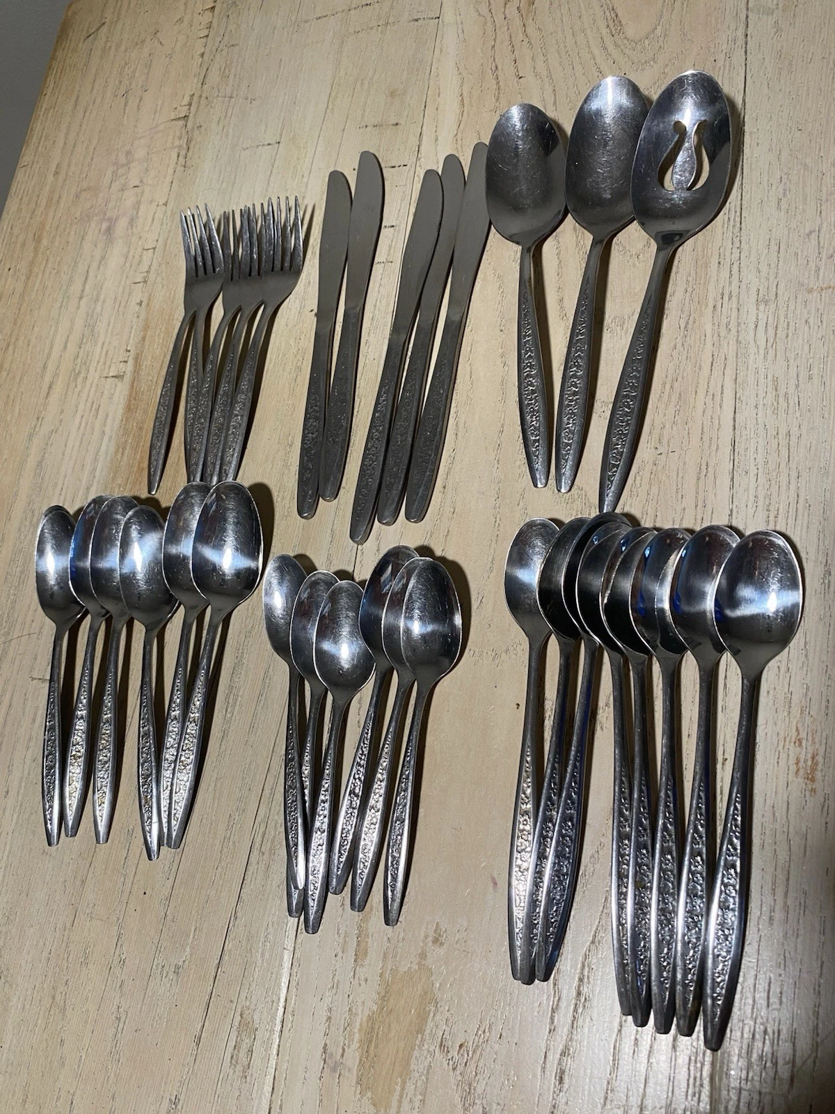 Vintage Customcraft Stainless Taiwan Floral Flatware Set 34 Pc Serving