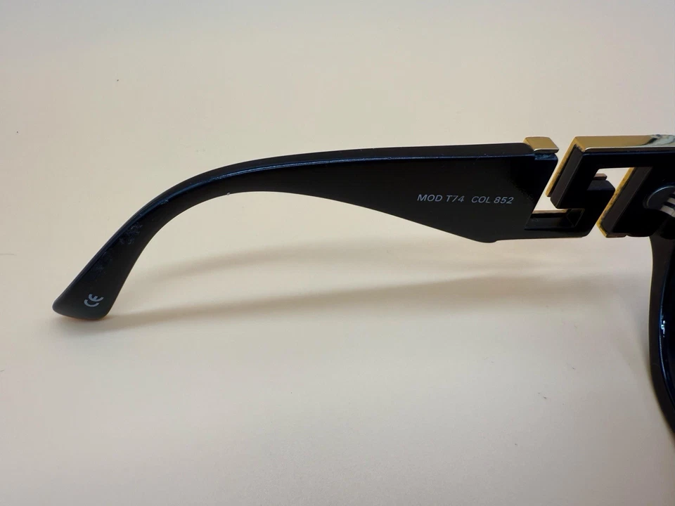 Gianni Versace Mod. GAFAS DE SOL T74/B Col. 852RH CRISTALES AZULES RARAS VINTAGE AÑOS 90 Foto 4 de 4