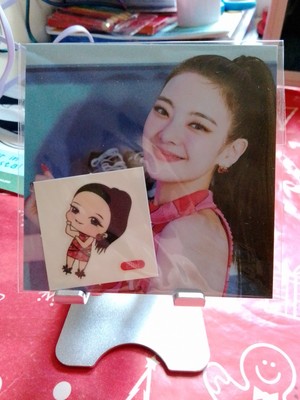 ITZY Lia Checkmate special edition postcard and sticker (read description)