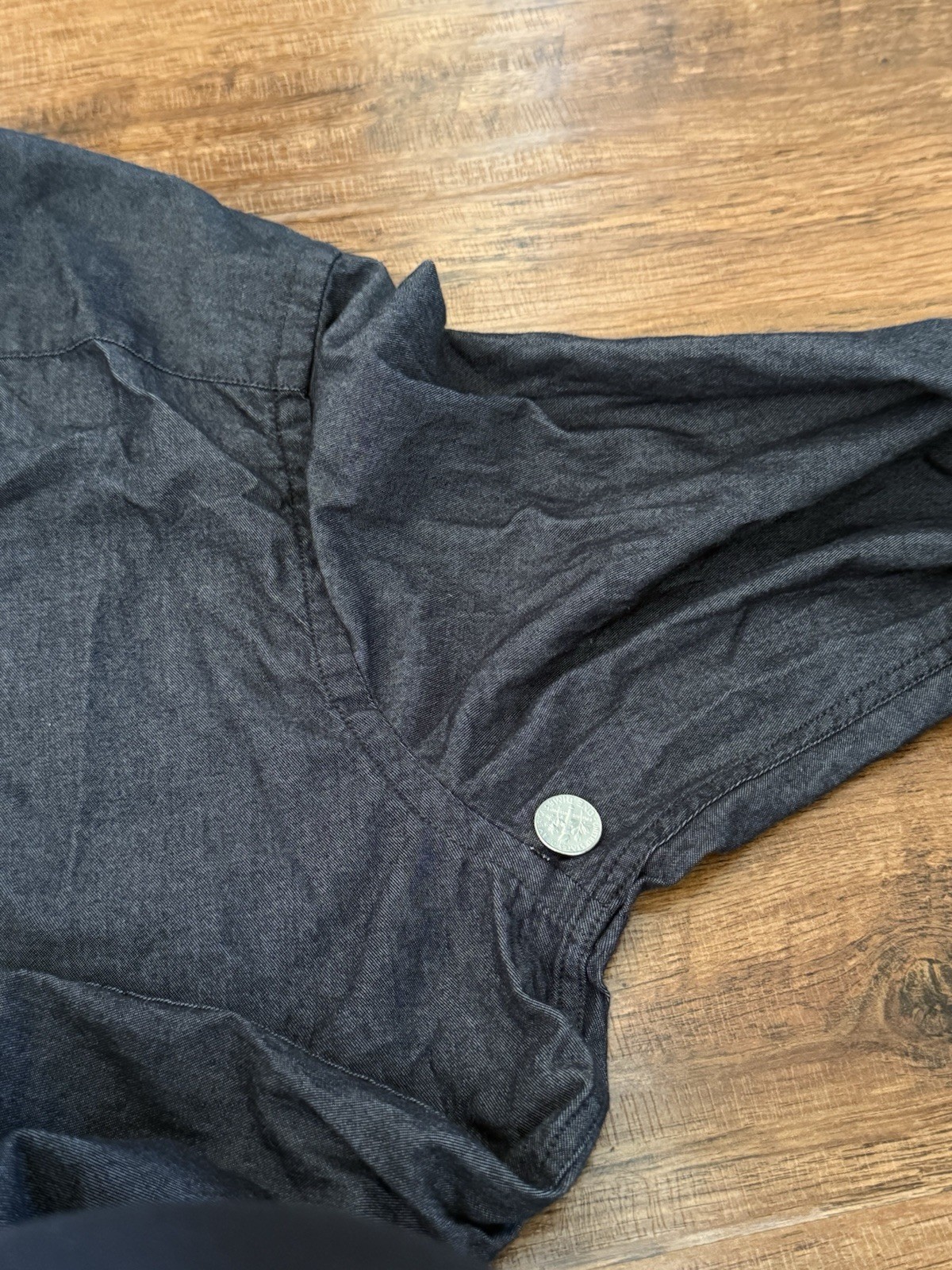 UNTUCKit Men's Button Down Shirt Solid Dark Gray … - image 10