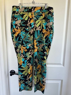 Chico's Black Floral Crop Pant NWOT Chico's Size 2 / US 12