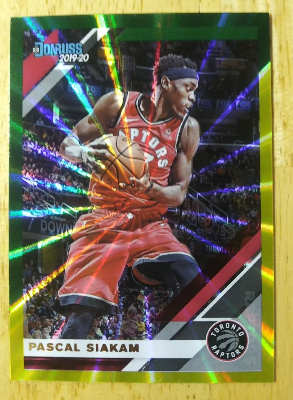 Pascal Siakam | 2019-20 Panini Donruss Holo Green Yellow Laser #189 Raptors.