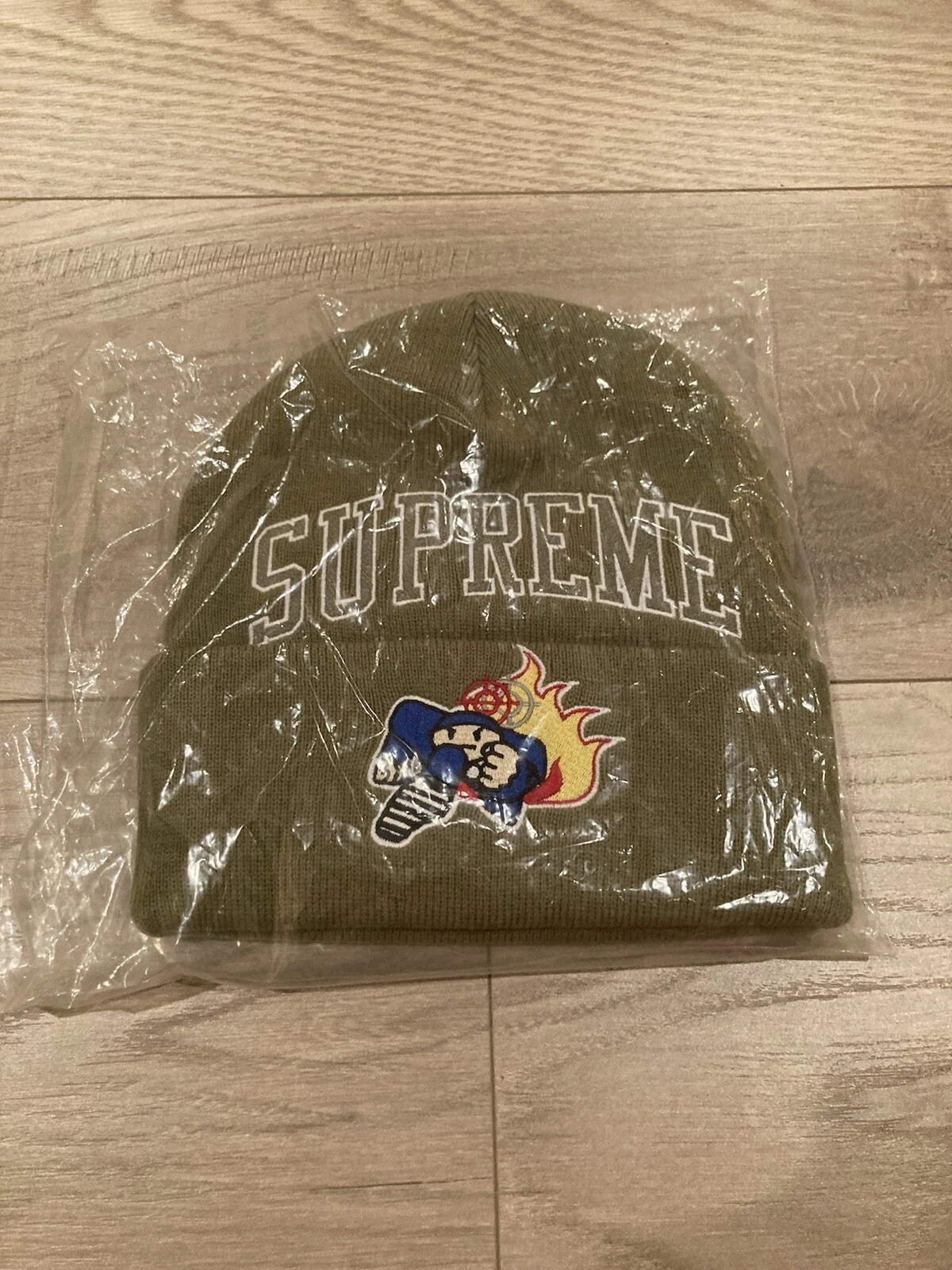 Bonnet en duvet de canard Supreme X
