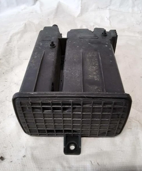 2008-2012 Infiniti EX35 Fuel Vapor Evaporator Canister base model OEM Foto 2 de 2