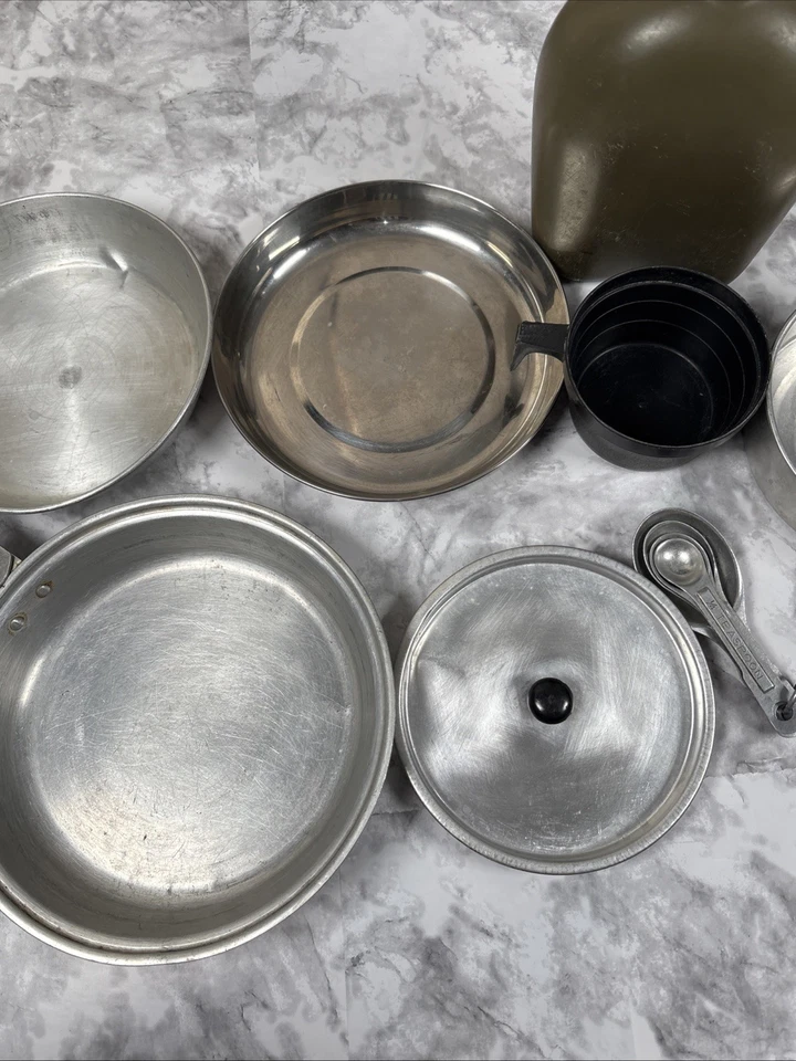Palco Mess Kit Aluminum Cooking Pan Pot Lid Cup Plates Measuring Spoons Canteen - Image 4 of 4