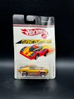 2006 Hot Wheels Target Flying Customs MUSTANG MACH 1 Gold w/Red Line Chrome E
