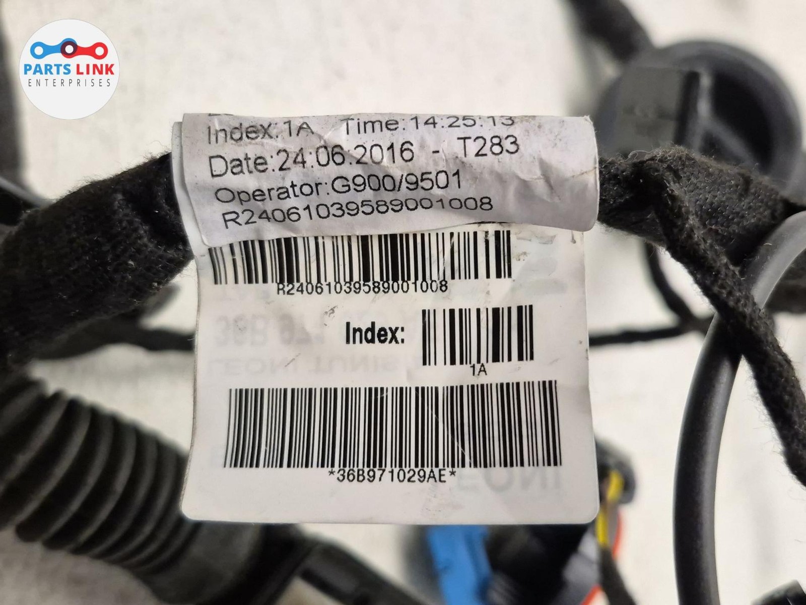 2016-20 BENTLEY BENTAYGA FRONT LEFT DOOR HARNES WIRING LOOM PLUGS CABLE 636 OEM