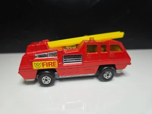 Matchbox Lesney Superfast No. 22 Blaze Buster -