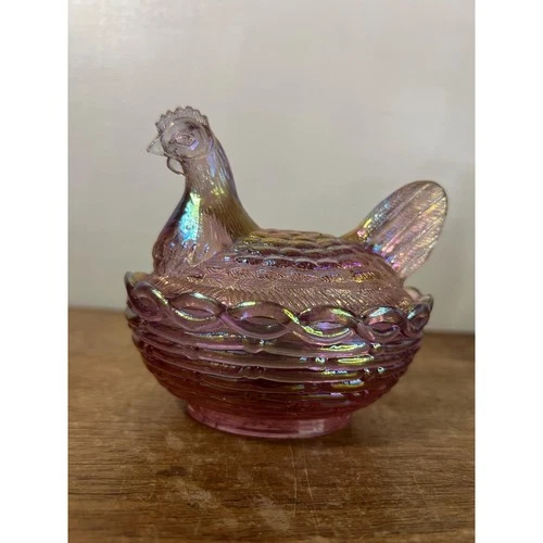 AS IS-CHIPPED-carnival glass pink hen on nest Fenton l.g. Wright home decor 70s