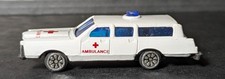 ANCIENNE VOITURE AMBULANCE D'OCCASION 1/36 COLLECTION