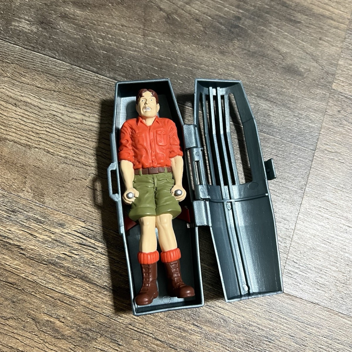 1997 Kenner Jurassic Park Lost World Bull T-rex JP28 Figure Pod