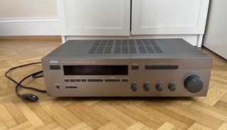 YAMAHA RX 385 Natural Sound Stereo Verstärker Silber