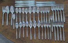 45 x Oneidacraft Oneida VALLARTA Stainless Flatware Forks Spoons Knives