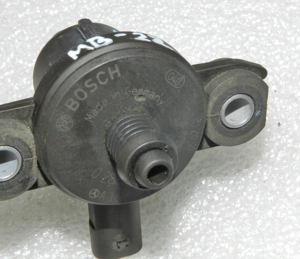 Mercedes Benz W169 W245 Benzin Unterdruckventil Magnetventil 