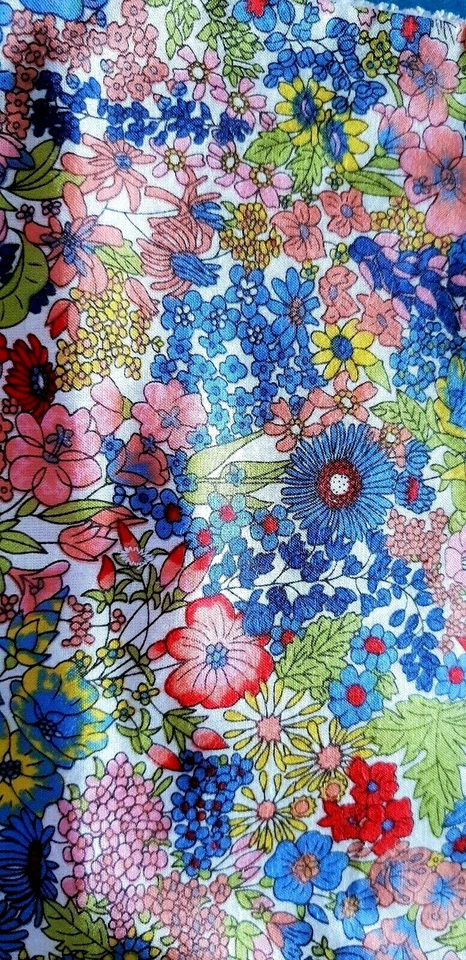 NUEVO CON ETIQUETAS Algodón BURP TELA - JARDÍN AZUL 52,5 cmL x 21,5 cmW por HBW Foto 3 de 3