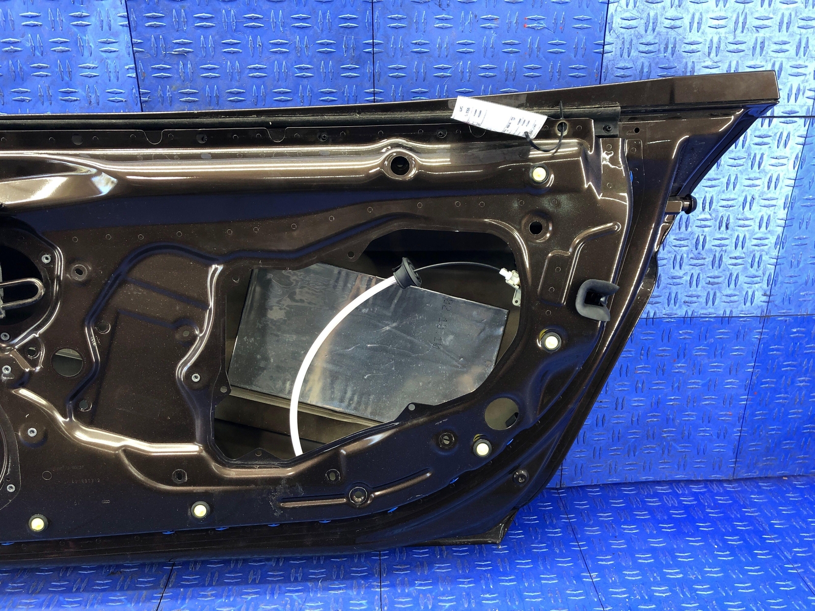 2011-2015 AUDI R8 FRONT RIGHT DOOR SHELL TEAK BROWN (LZ8W) *FLOOD RECOVERY* OEM