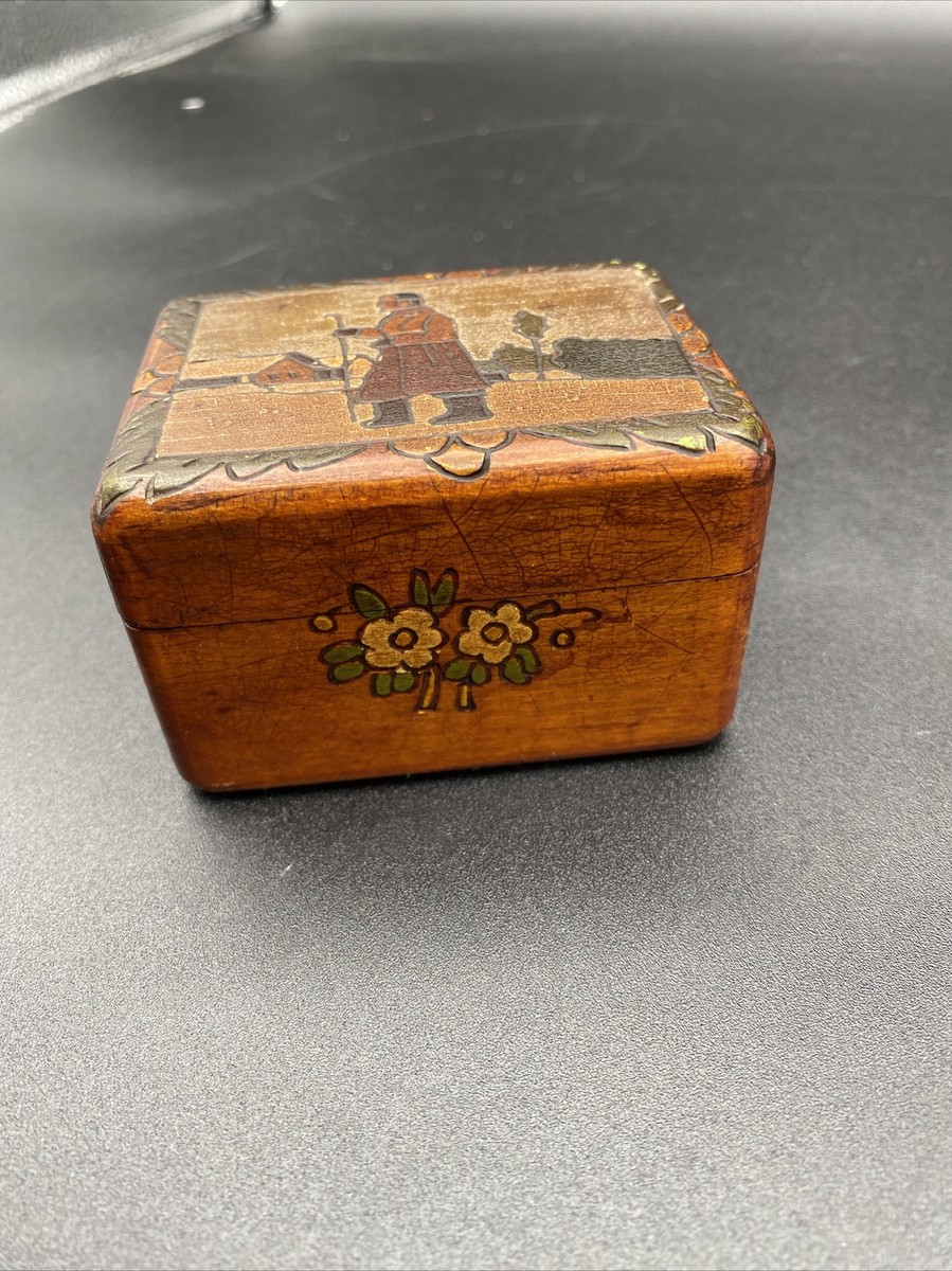 ビンテージ　'70s スヌーピー Walnut trinket box ビンテージ '70s スヌーピー Walnut trinket box NEW VINTAGE