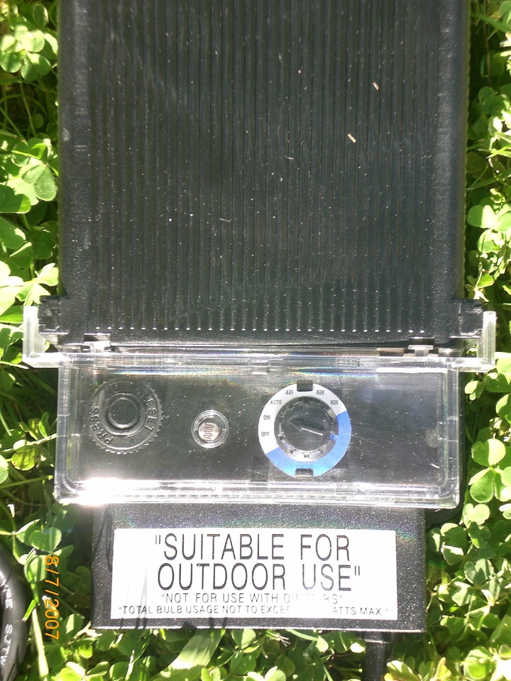 60-150-300-600 Watt Low Voltage Outdoor Landscape Lighting Transformer 12-15V AC - Image 3 of 4