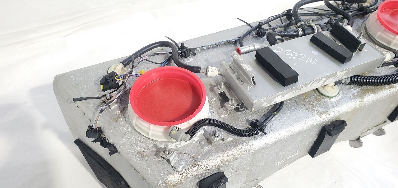2003 Maserati Spyder Cambiocorsa OEM Fuel Tank 4.2L V8 