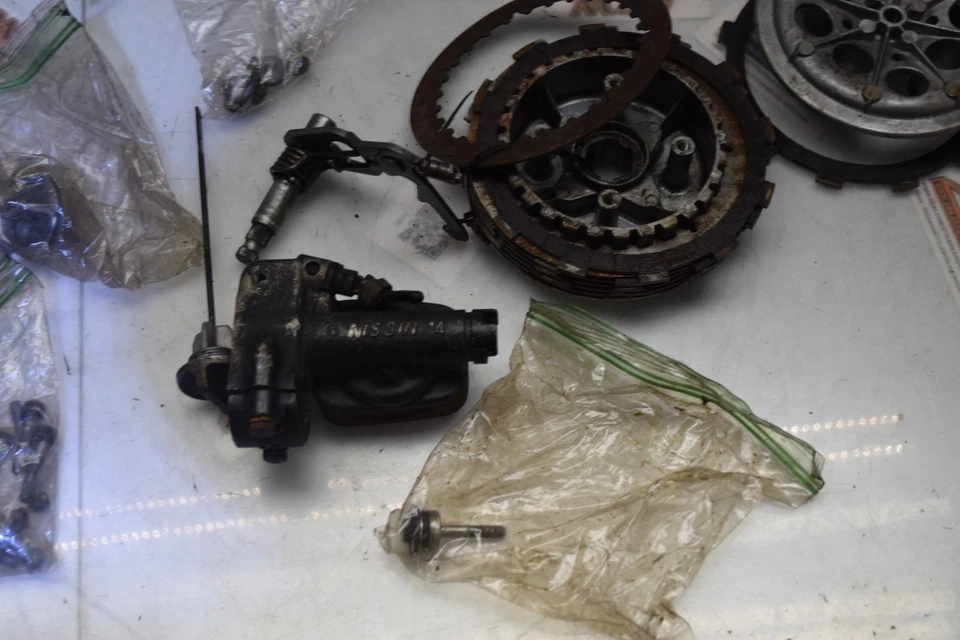 CC1 Motor Engranaje Embrague/Pernos Lote Piezas 1972 Honda XL250 XL 250 72 Foto 2 de 4