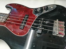 Guitare basse électrique FENDER JAPAN JB-STD-05