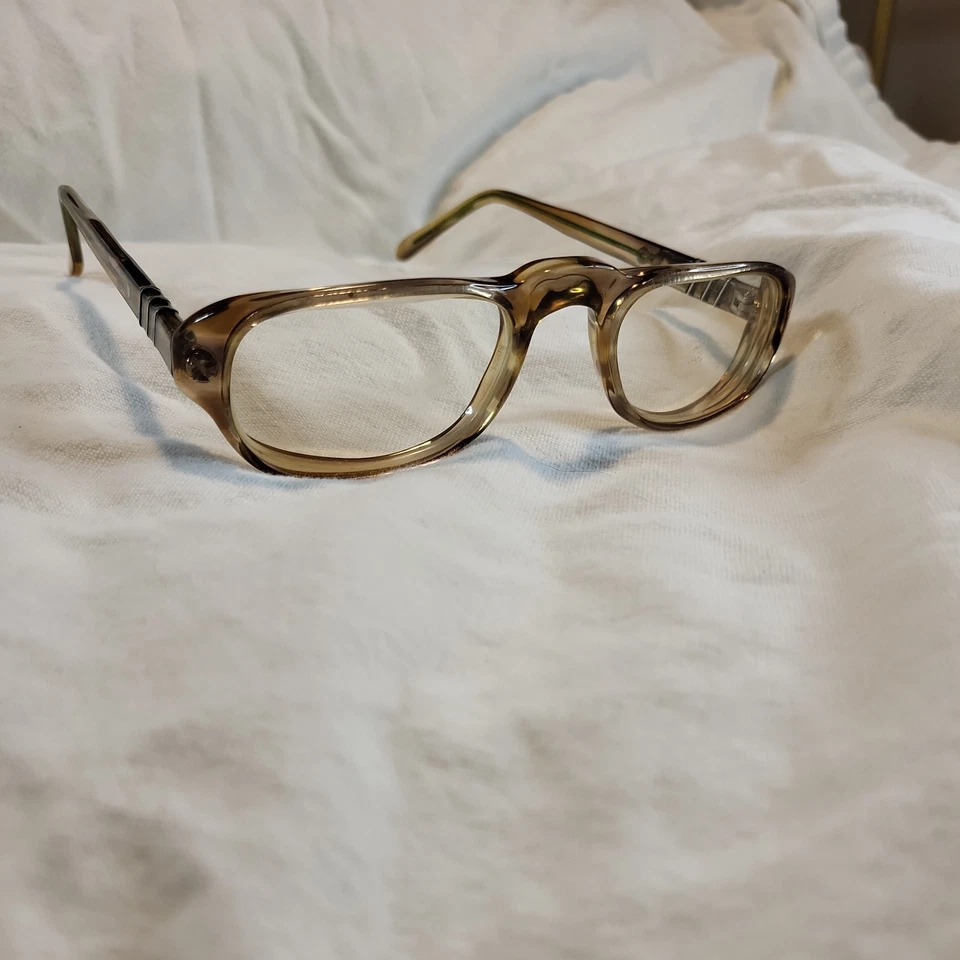 ASDOR F7 VTG VERY RARE EYEWEAR FRAMES EYEGLASSES GLASSES VERY ORATOR 145 50 24 - Image 4 of 4