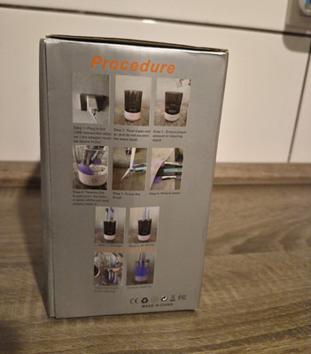 Elektrische Make-up Pinsel-Reinigungsmaschine HZ-001 5V weiß rund Gerät