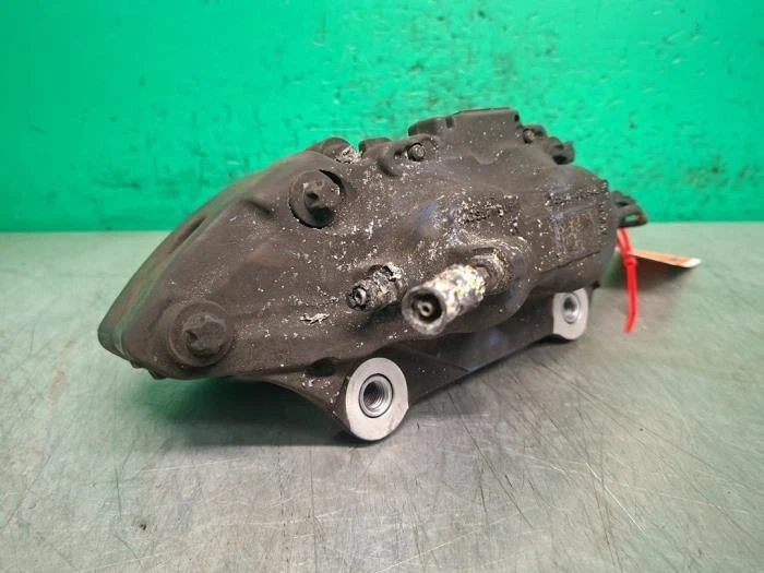 Pinza freno anteriore destra BMW Serie 4 Cabriolet G23, G83 34106891344... - Immagine 3 di 3