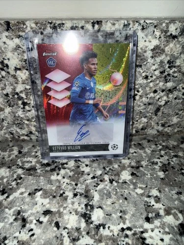 2025-26 Topps Finest UEFA Estevao Willian RC Auto /5 Red wave Chelsea