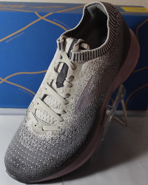 levitate 2 brooks womens