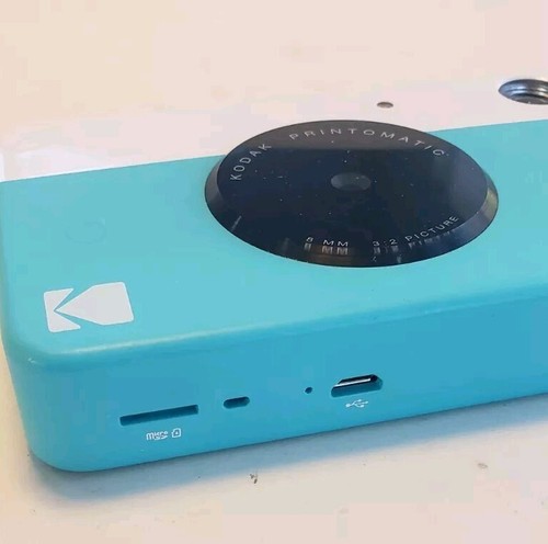 KODAK Printomatic Digital Instant Print Camera Uses Zink 2x3" Photo Paper Blue - Picture 8 of 9