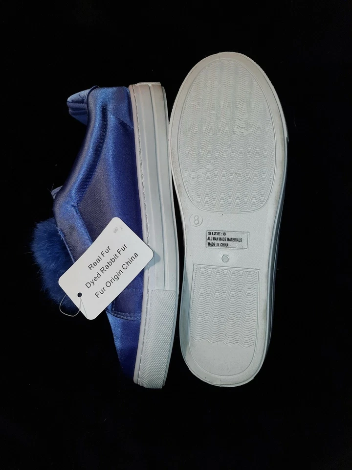 Tenis satinados azul cobalto con pompones de piel de conejo Qupid Wms 8 ¡LINDOS! Nuevo en caja Foto 2 de 2