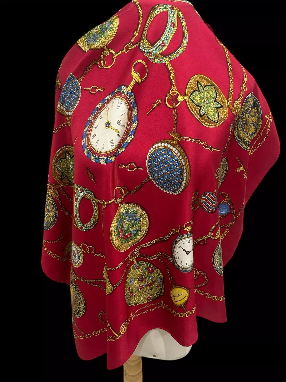 S19# Gucci foulard en soie multicolore 34 pouces a tache lavable