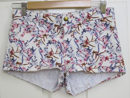 H&M Damenjeans-Shorts mit Blumenmuster Größe 6 Taille 30 Stretch-Taschen 5-26340