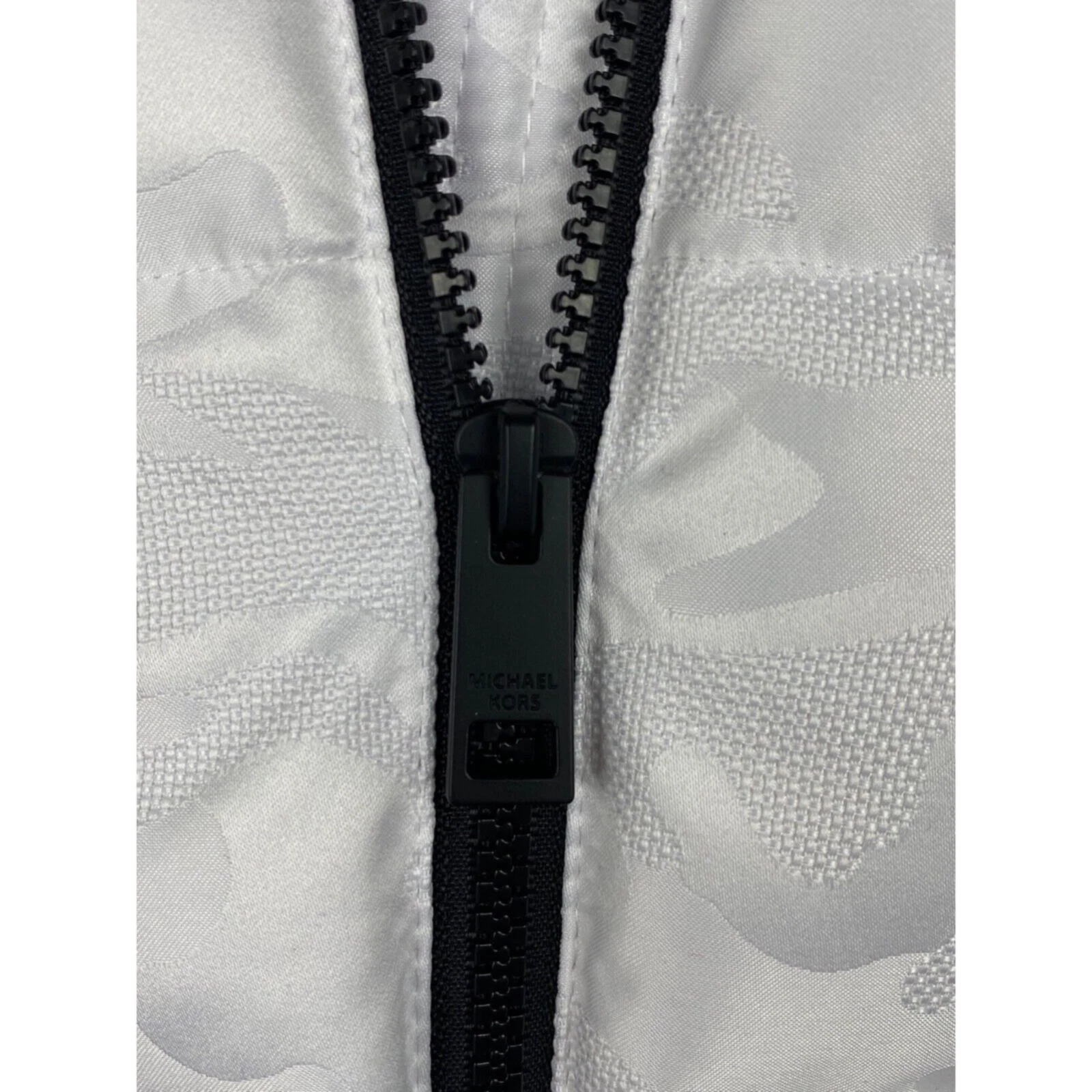 Michael Kors Puffer Jacket cappuccio staccabile MK cintura mimetica bianca pelliccia sintetica bordo 1X