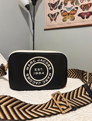 Marc Jacobs Black and Tan Flash Leather Camera Shoulder Bag