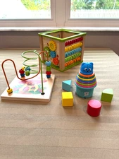 Toyventive Wooden Activity Cube Montessori Baby Toddler Learning Toy + Book