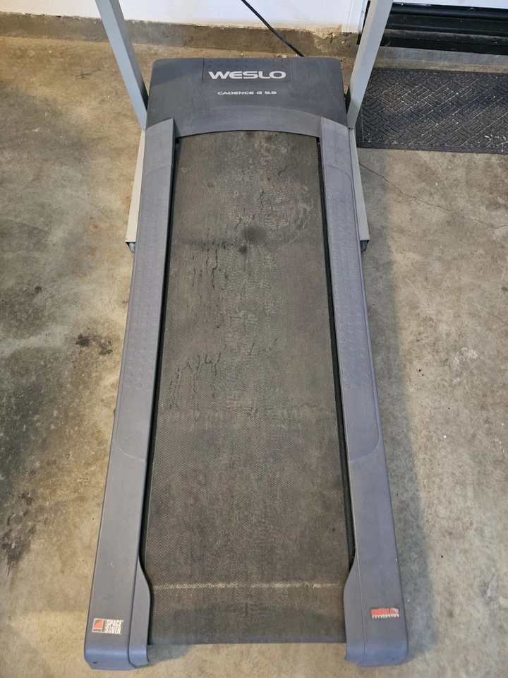 Weslo Cadence G 5.9 treadmill -Compact And Folds Up for easy storage  - Image 4 of 4
