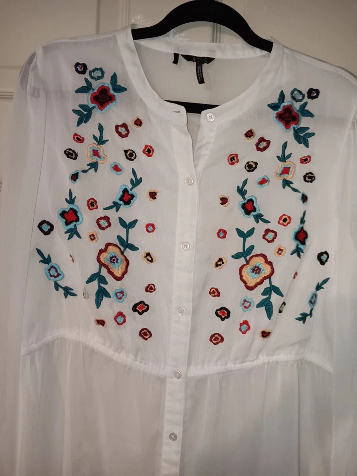 Euc Buffalo David Bitton White Sz L Embroidered Mini Dress - Image 3 of 4