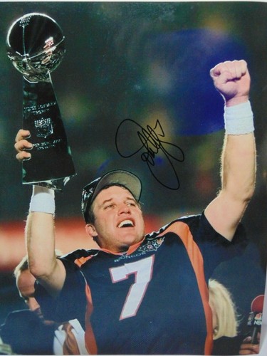 JOHN ELWAY AUTOGRAPHED SIGNED NFL FOOTBALL PHOTO 11x14 WITH COA DENVER BRONCOS - Picture 9 of 11