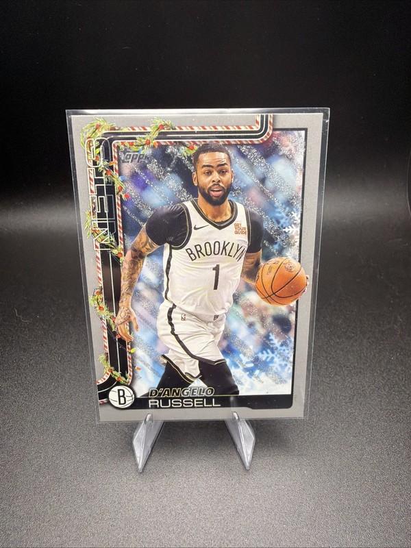 D’Angelo Russell 2025-26 Topps Holiday Glitter Parallel #H7 Nets