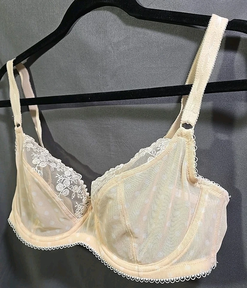 Sujetador 38D con aros Demi Polkadot bordado floral malla ribete Paramour Felina Foto 2 de 4