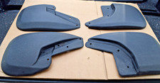 06 07 08 09 10 Hummer H3 Front Rear Tires Mud Flaps Splash Guards Used 06 07 08 09 10 Hummer H3 Front Rear Tires Mud Flaps Splash Guards Used