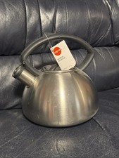 Copco Valencia 2.3 Qt Whistling Tea Kettle/Po...